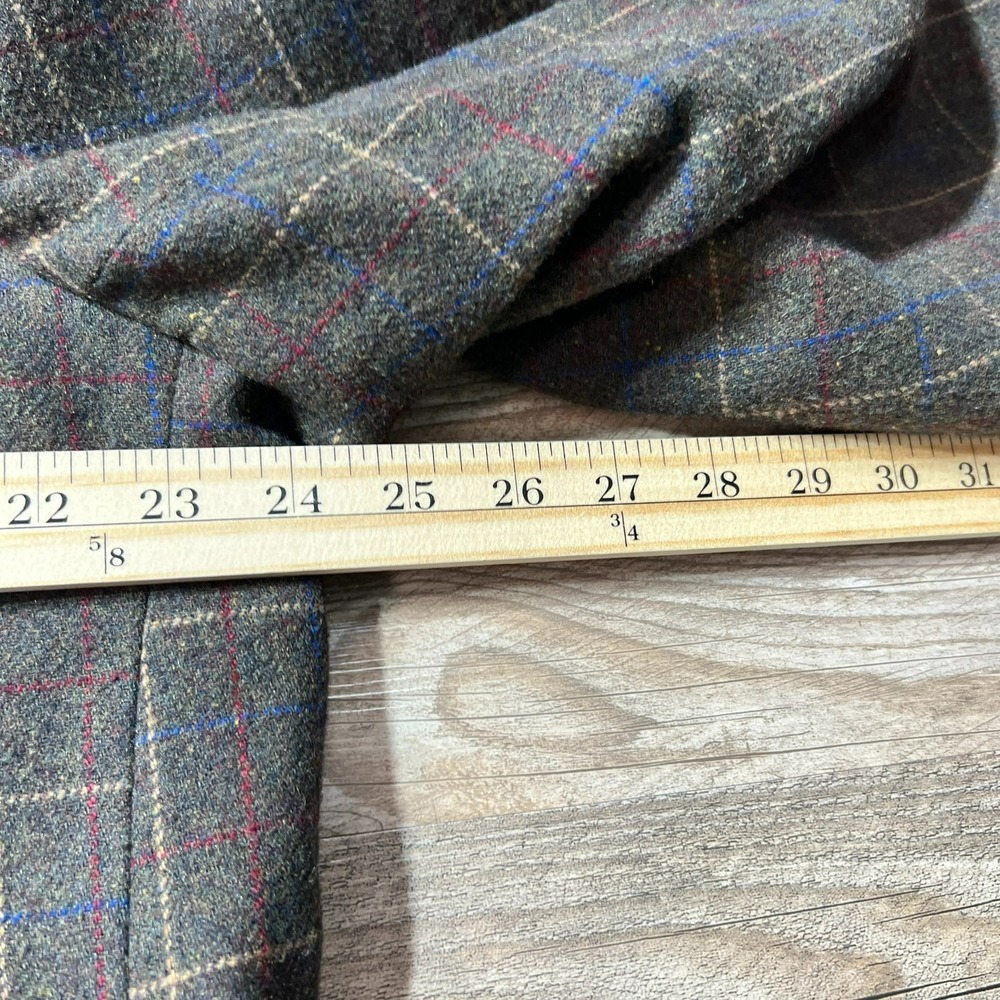 Silver Silk Plaid Blazer‎ Preppy Academia - Fits Smaller See Measurements - Picture 13 of 13